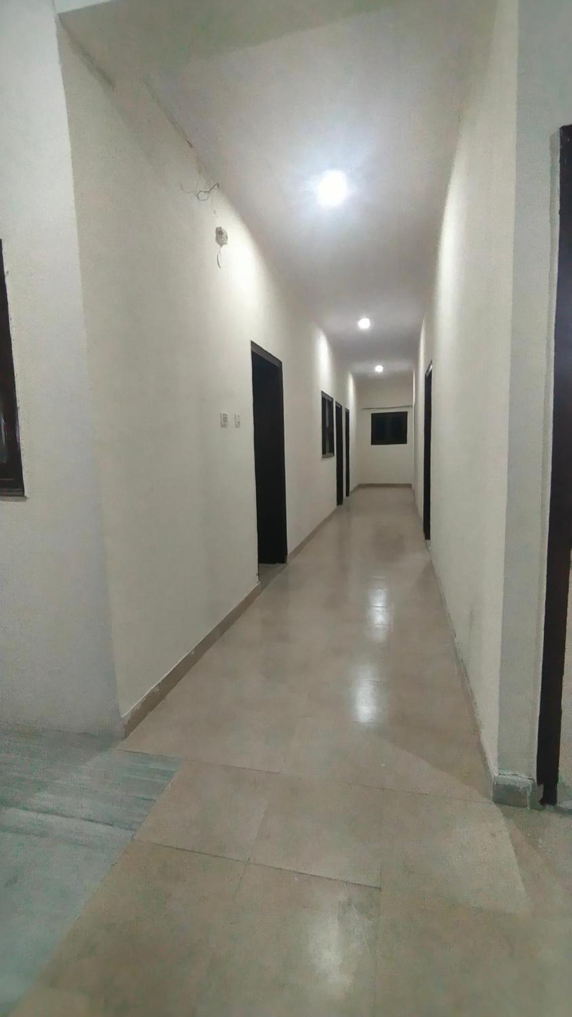 אגרה Hotel Dream Taj Family Rooms 200Mtr From Taj Mahal מראה חיצוני תמונה